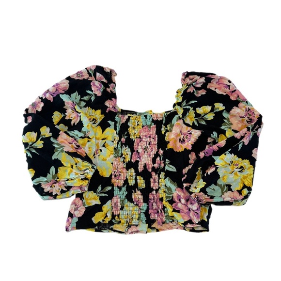 Who What Wear Black Floral Linen Long Sleeve
Smocked Button Top - Women’s L - Picture 4 of 8